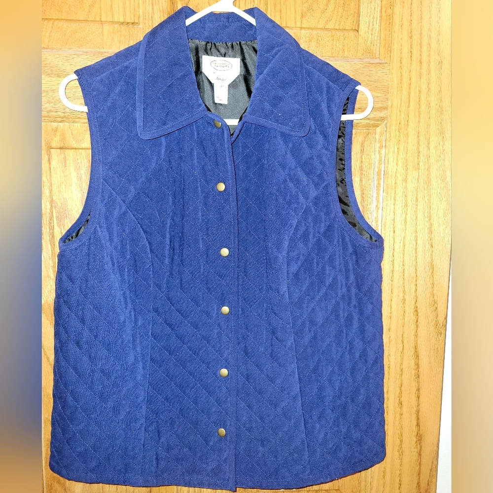 Womens M Talbots Blue quilted vest
